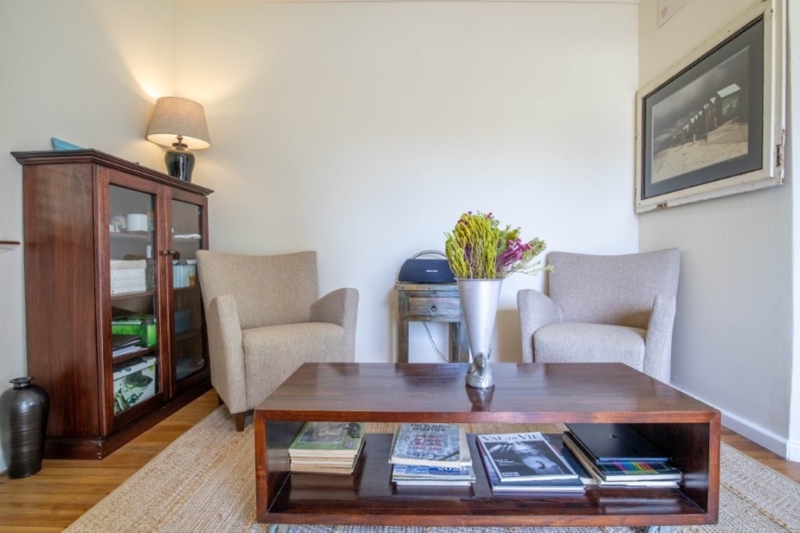 To Let 1 Bedroom Property for Rent in Sea Point Western Cape